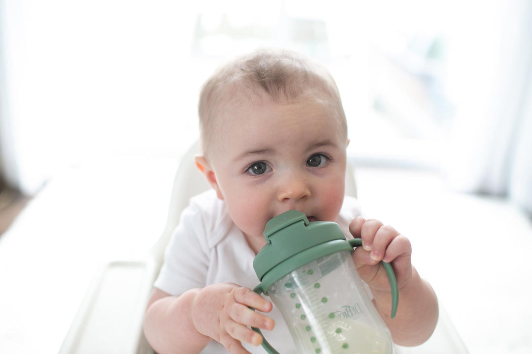 Smooth Transition: Weaning Your Baby off Infant Formula and Introducing Milk