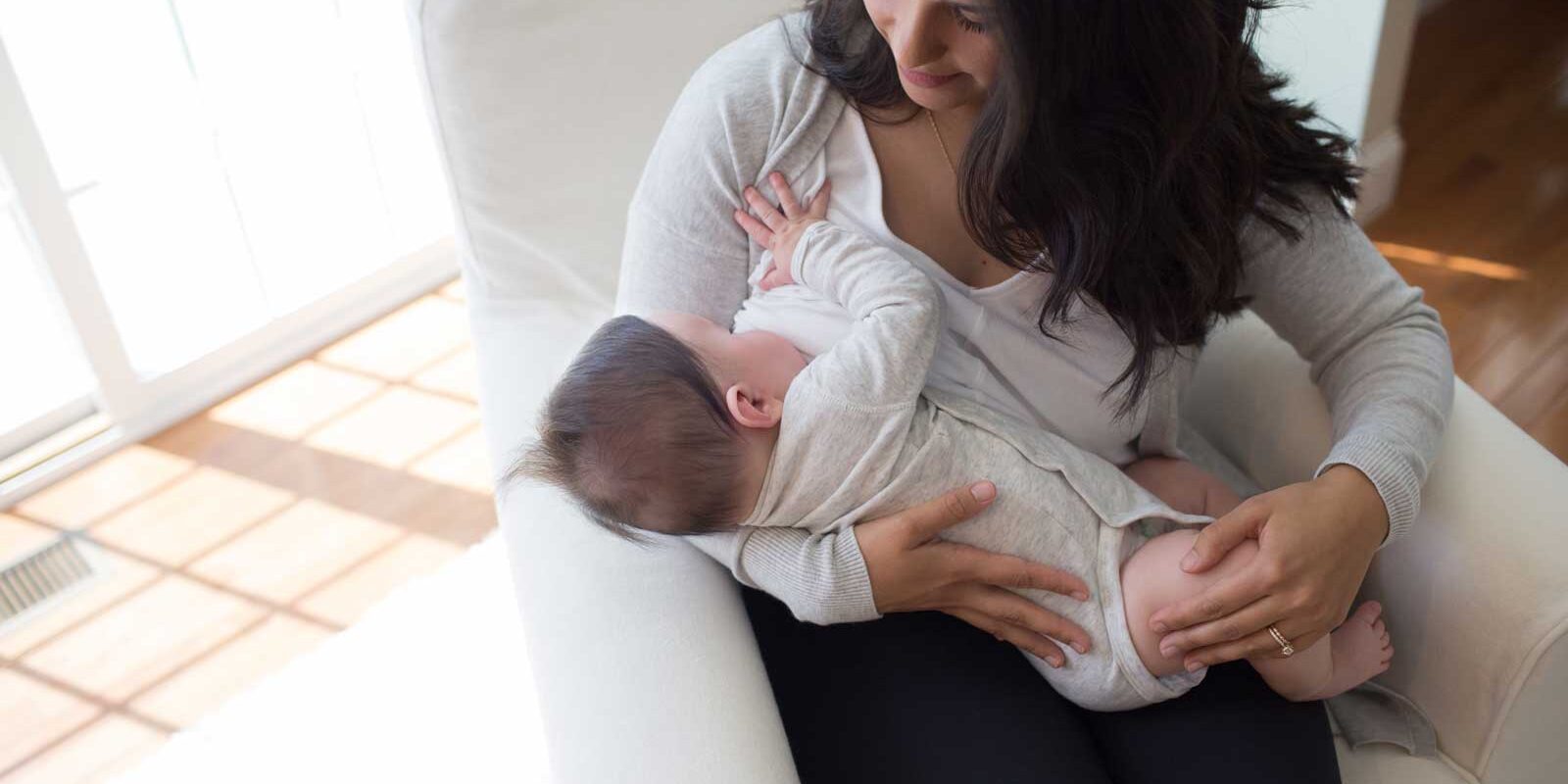 Understanding Newborn Feeding Amounts: The First Month