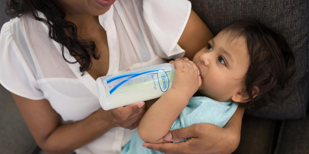 How to Feed Baby a Bottle Using Paced Feeding