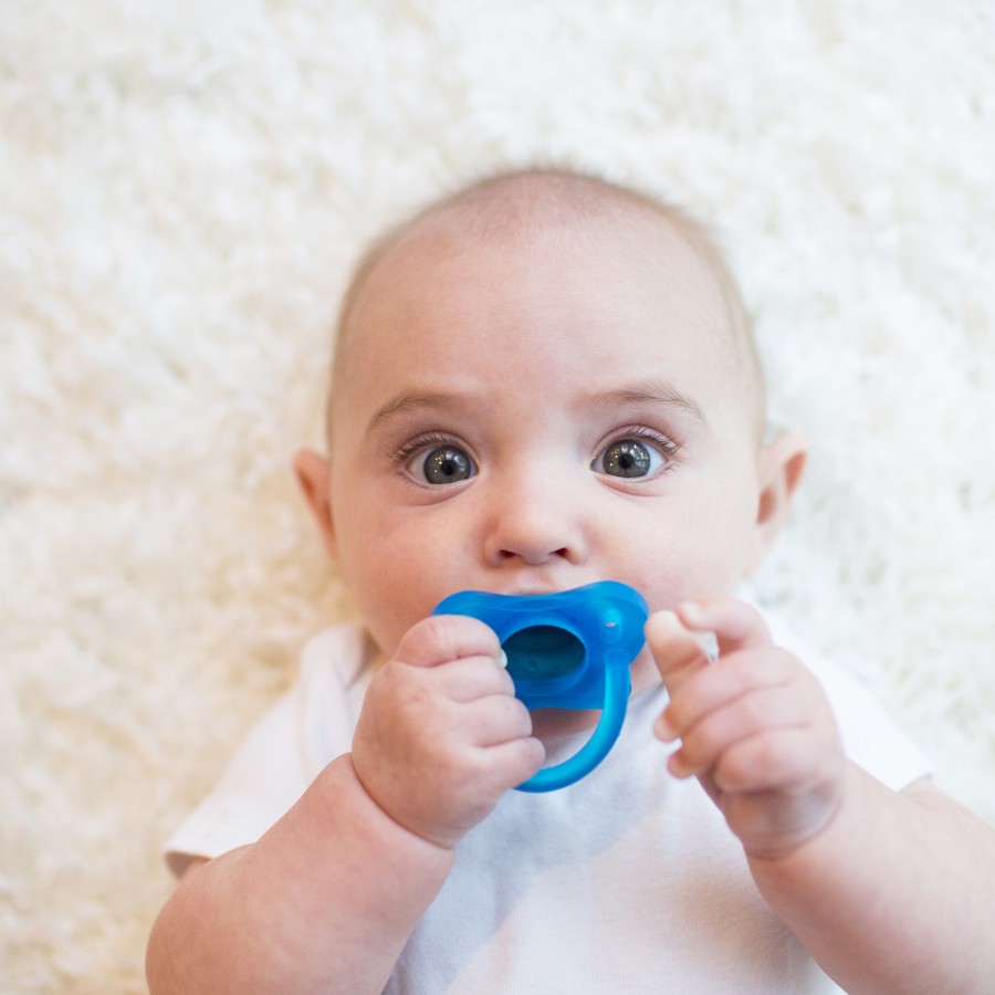 pacifier for 1 month baby